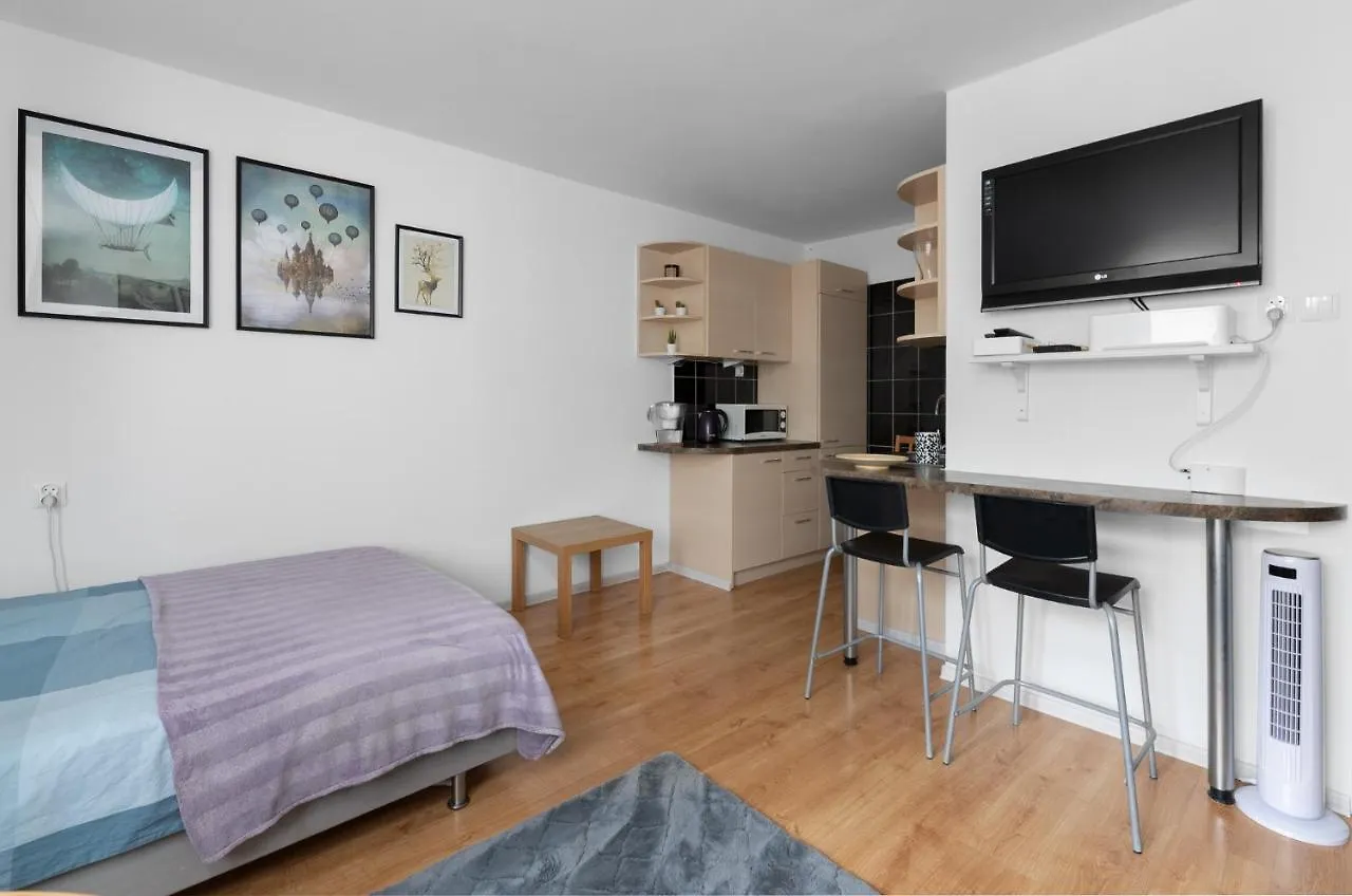 Warsaw Central Apartment Zlota Польша