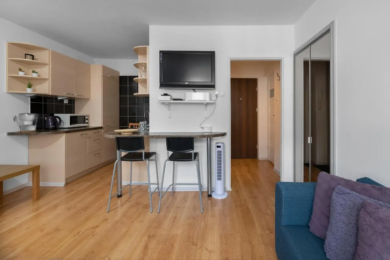 Warsaw Central Apartment Zlota