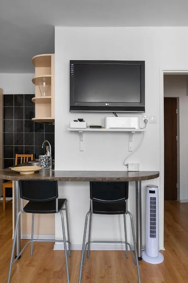 Warsaw Central Apartment Zlota