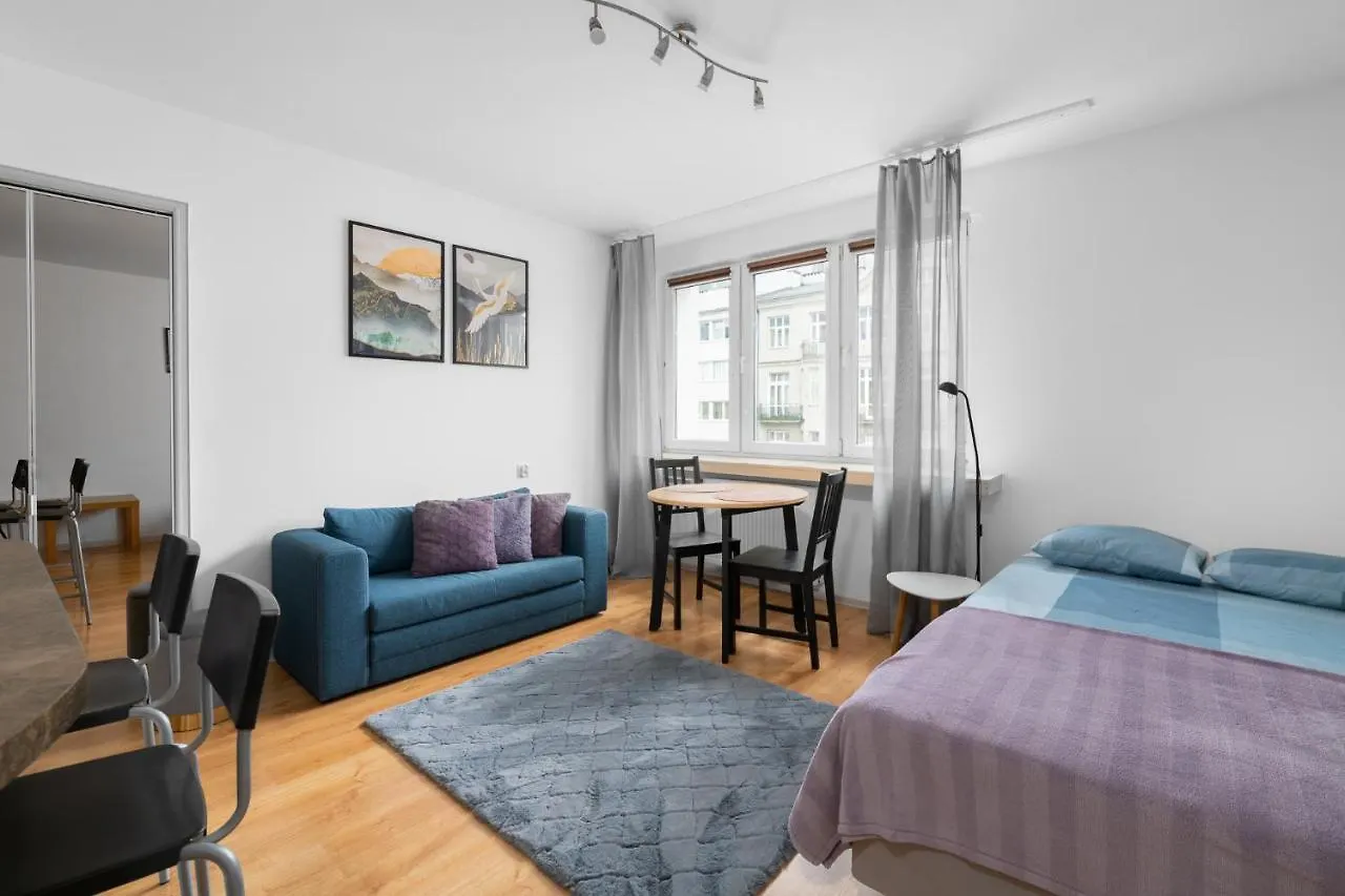 Warsaw Central Apartment Zlota